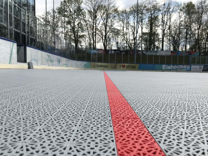 Inline-Hockey Spielfeld im Eisstadion Ottobrunn